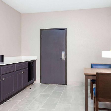 La Quinta Inn & Suites By Wyndham Augusta Fort Eisenhower Ngoại thất bức ảnh