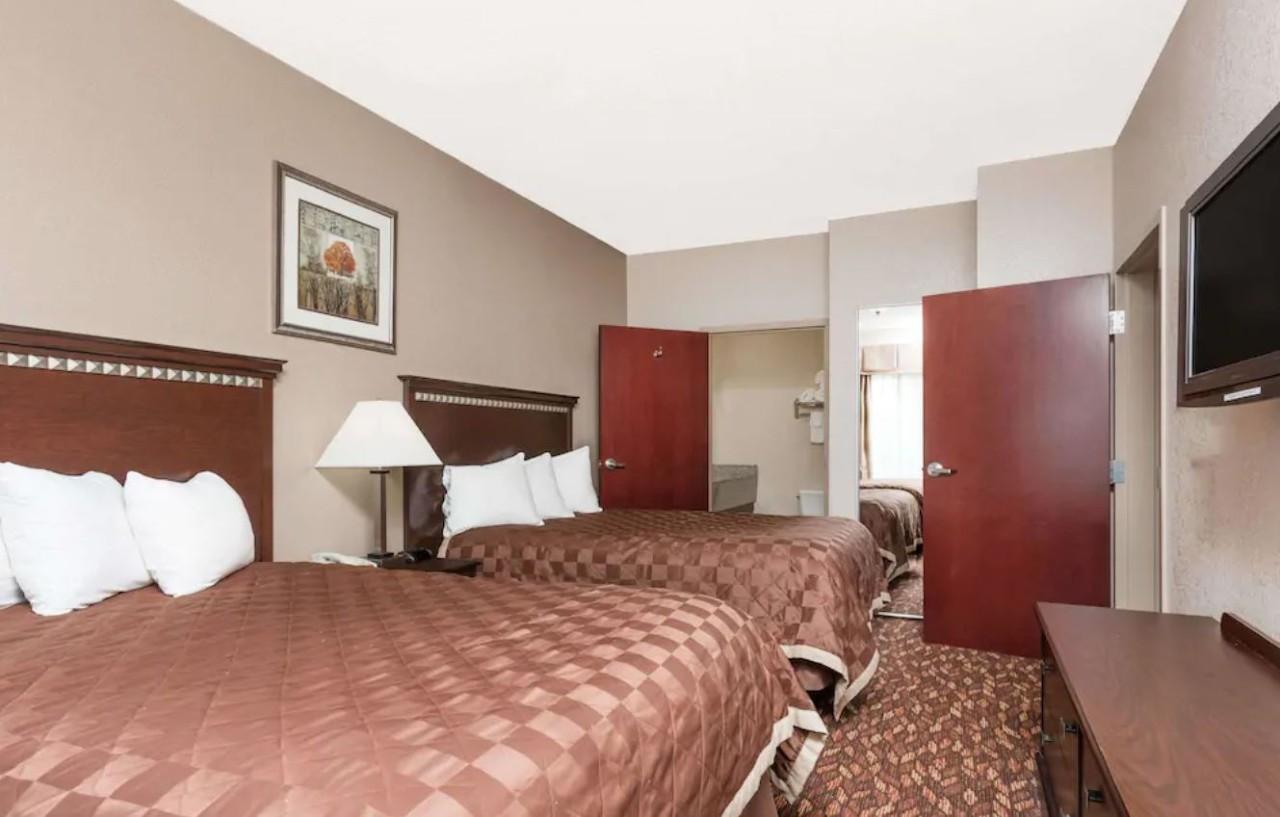 La Quinta Inn & Suites By Wyndham Augusta Fort Eisenhower Ngoại thất bức ảnh
