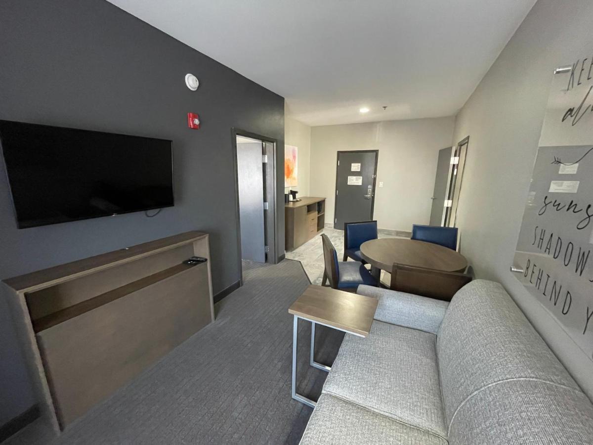 La Quinta Inn & Suites By Wyndham Augusta Fort Eisenhower Ngoại thất bức ảnh