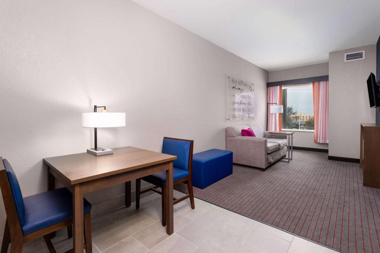 La Quinta Inn & Suites By Wyndham Augusta Fort Eisenhower Ngoại thất bức ảnh