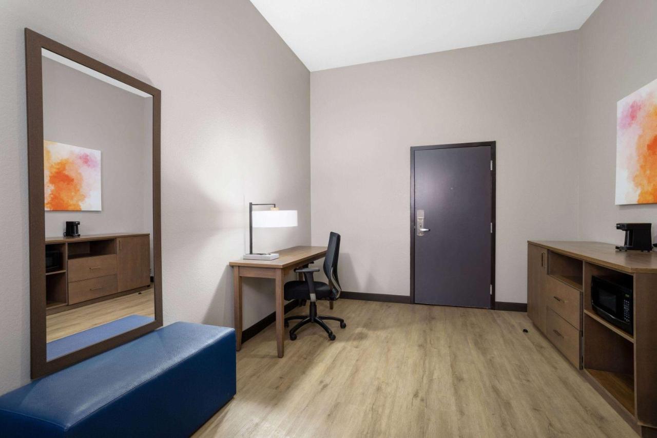 La Quinta Inn & Suites By Wyndham Augusta Fort Eisenhower Ngoại thất bức ảnh